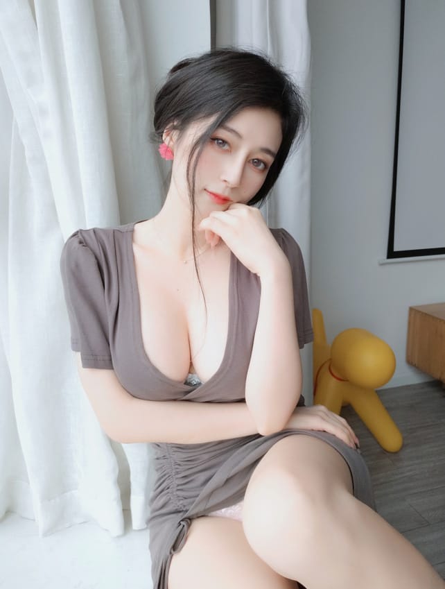 白银81 –NO.095 风情美妇[31P/91MB]-1