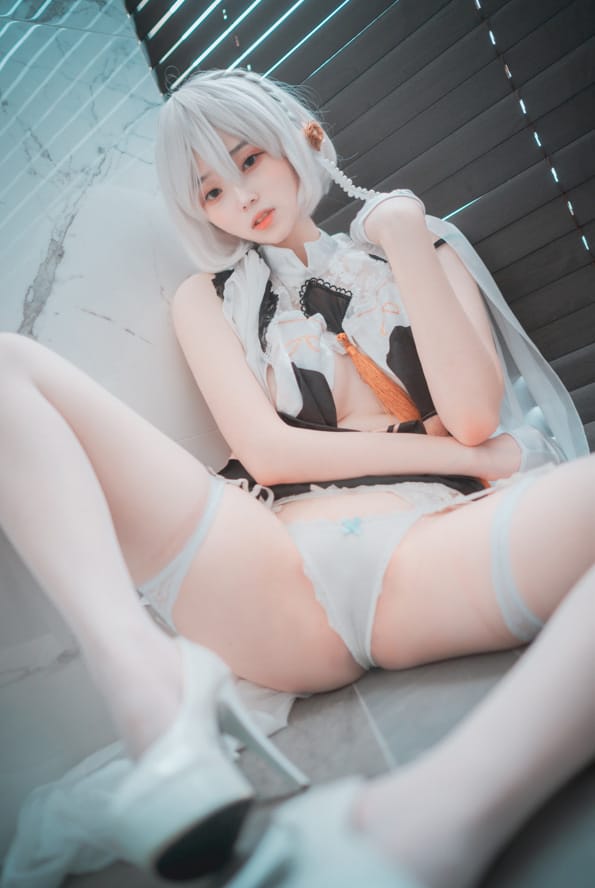 Bambi(밤비) –NO.064[DJAWA] Azur Lane HMS Sirius (Azure Horizons)[73P/598MB]-1