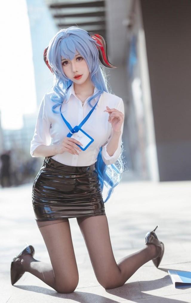 仙女月 – NO.18 原神 甘雨[34P-240MB]