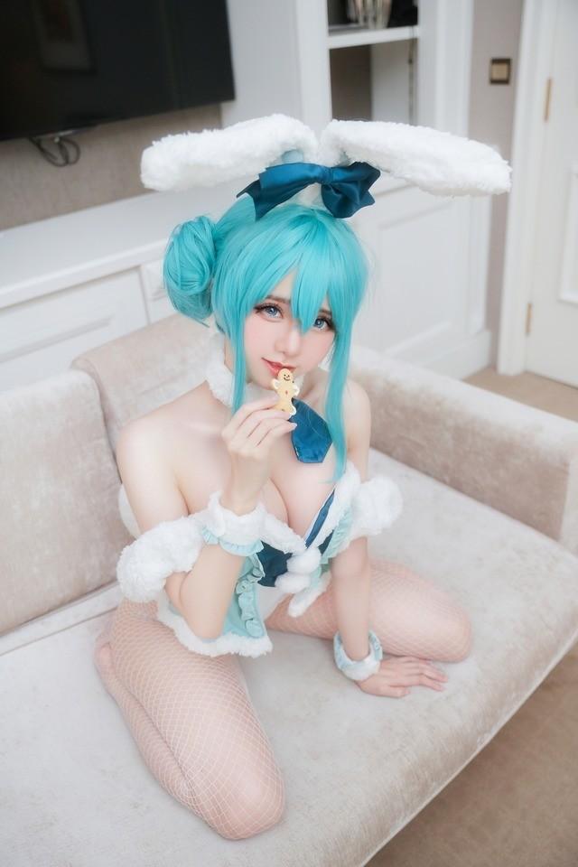 Sally Dorasnow – Miku bunnygir [20P 109MB]-1